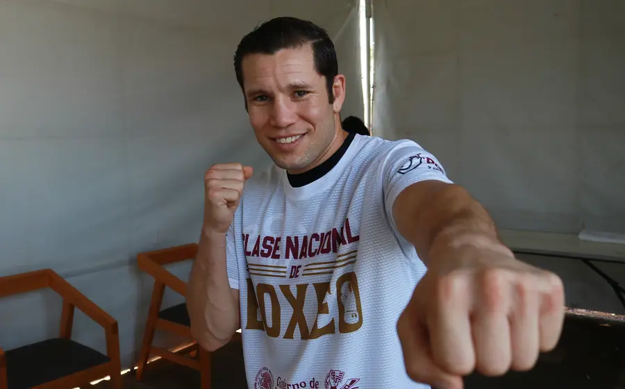 carlos-cuadras-box2