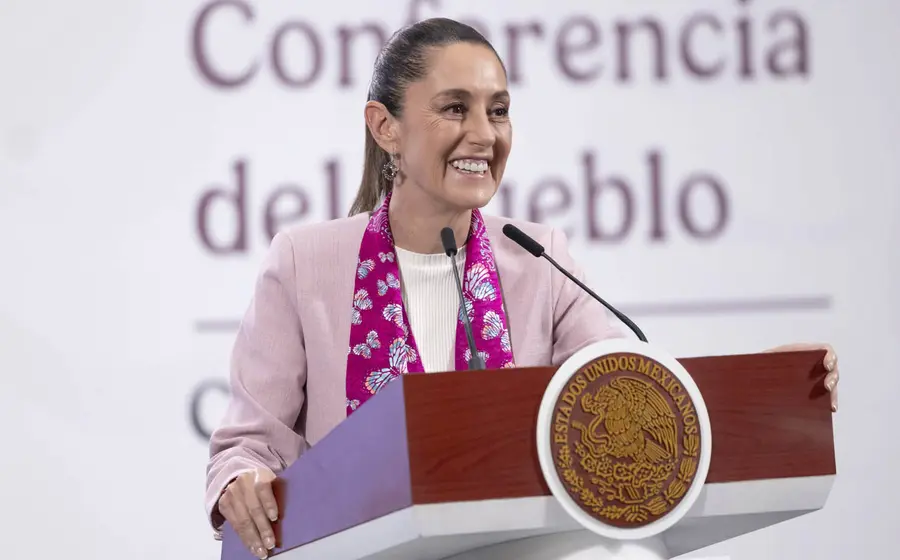 presidenta_famacias_salud_mx