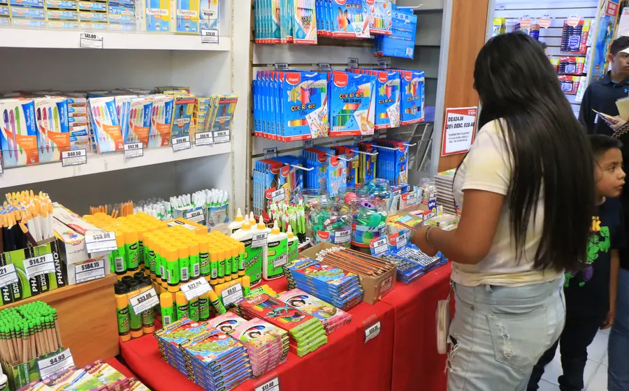 donacion_utiles_escuela_oaxaca