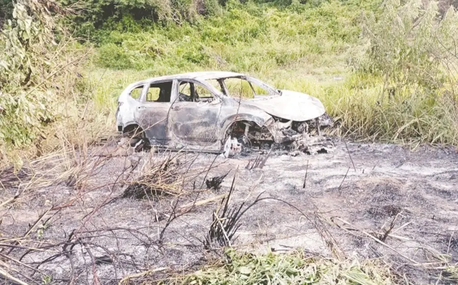 incendio_persona_auto