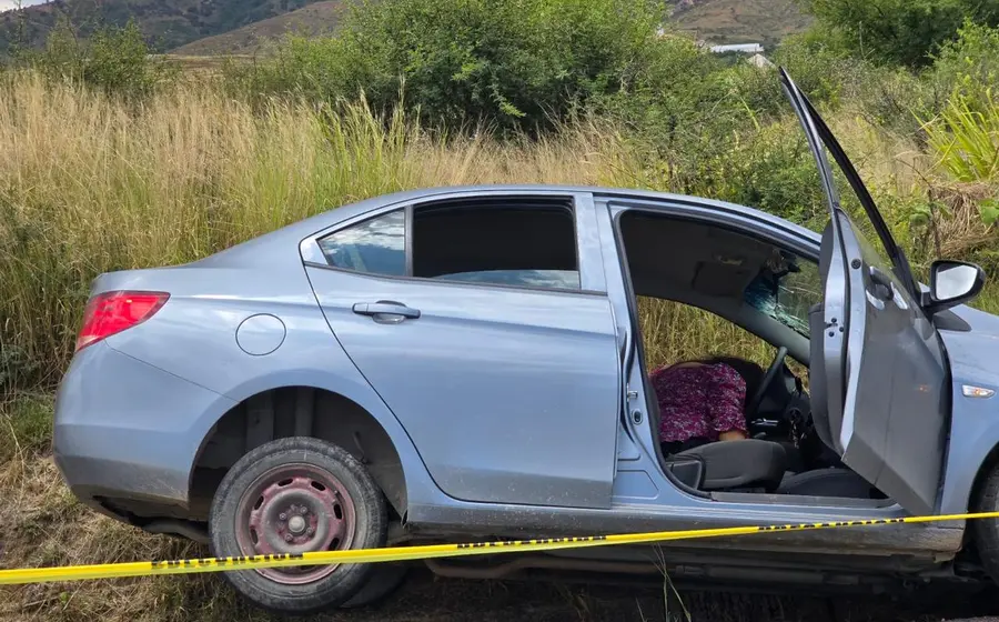 accidente_mujer_auto