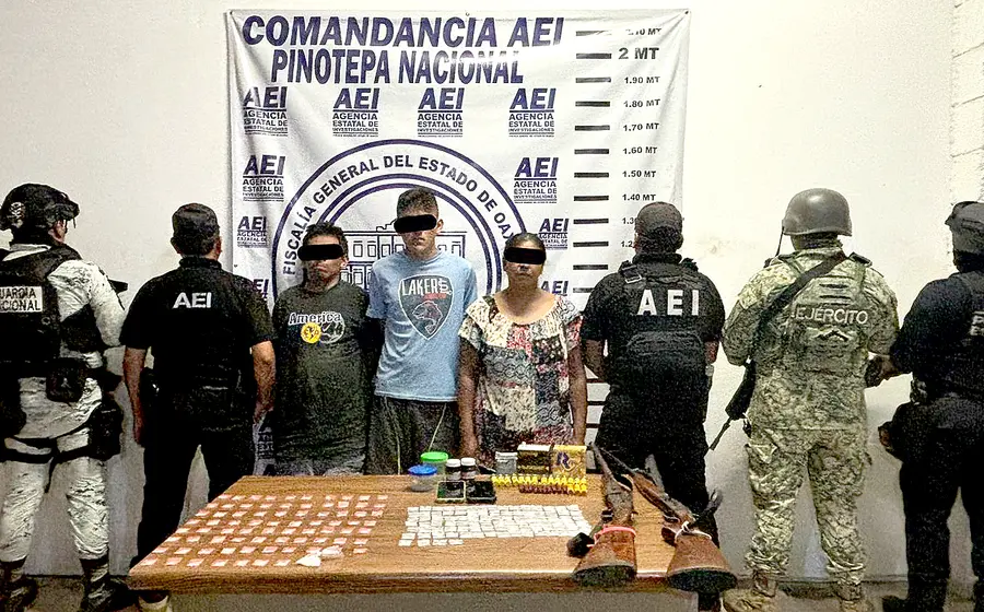 detenidos_dorgas_armas_cateo_costa_oaxaca