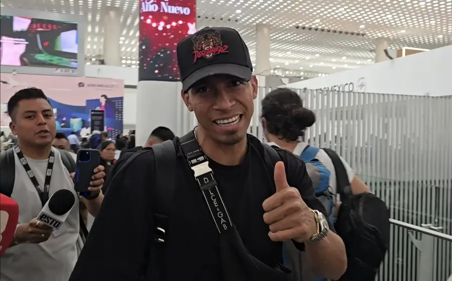 El futbolista Ángel 'El Cuate' Sepúlveda durante su regreso a Chivas para iniciar su segunda época con el equipo de Guadalajara.