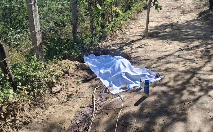 Fotografía de Cirilo M.R., de 45 años, quien fue asesinado a machetazos durante la jornada electoral en Xiniyuba, Santiago Ixtayutla.