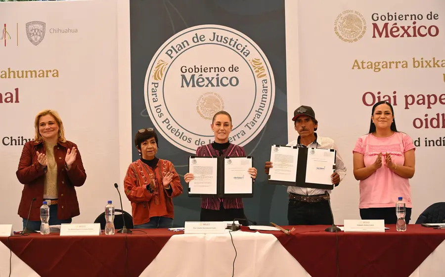 La Presidenta de México, Claudia Sheinbaum, anuncia la restitución de tierras y la implementación de obras para el pueblo Ódami.