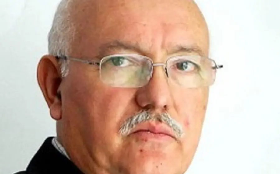 Retrato de David Colmenares Páramo, titular de la Auditoría Superior de la Federación, figura clave en el combate a la corrupción en México.
