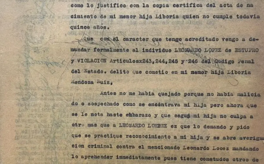 Fotografía del documento de la denuncia presentada como parte de la búsqueda de memoria y justicia para el caso de Liboria Mendoza.