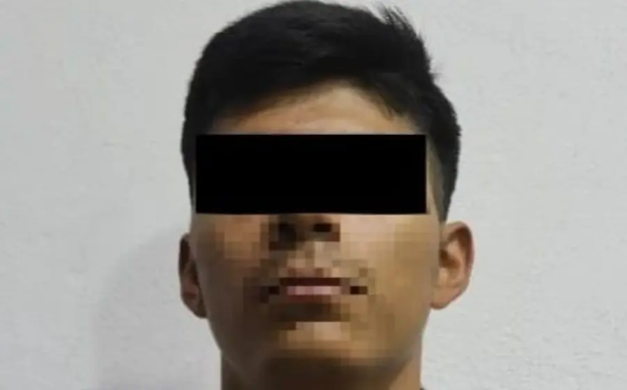 Un hombre es detenido por las autoridades después de un asalto en el centro y ahora enfrenta cargos por robo con violencia.