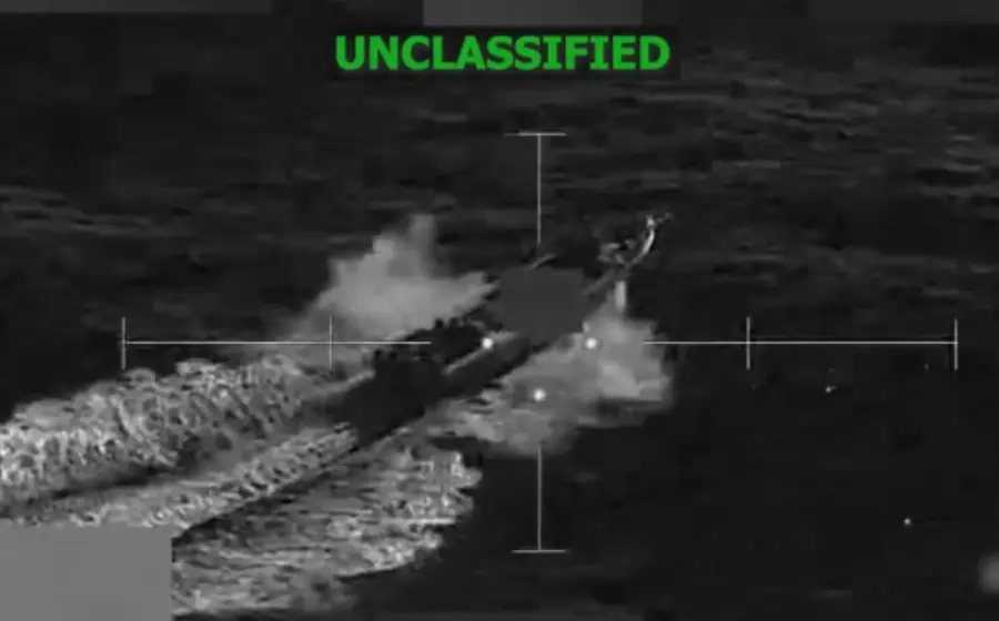 Una narcolancha es interceptada por el Comando Sur de Estados Unidos en una ruta del Océano Pacífico identificada como corredor de drogas.