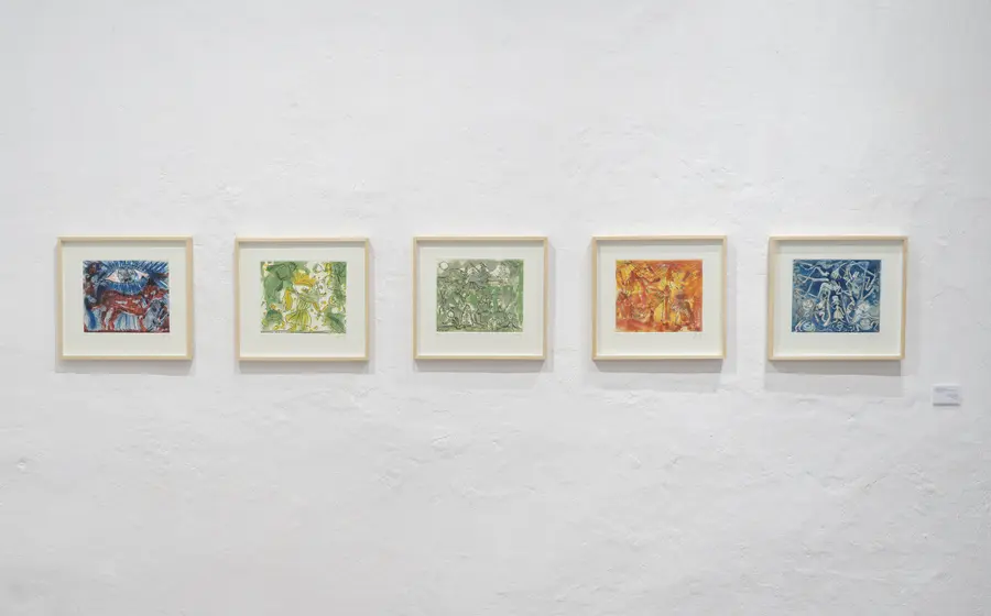 Una exposición de gráfica y literatura celebra el 37 aniversario del IAGO, mostrando dos temas fundamentales del espacio cultural fundado por Toledo.