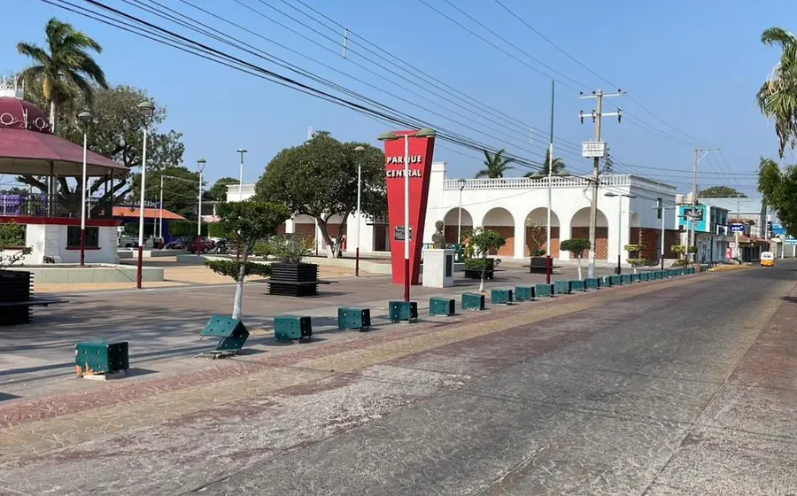 Imagen promocional de las fiestas titulares en Asunción Ixtaltepec, que destaca la invitación a la tradicional Feria del Estofado como evento principal.