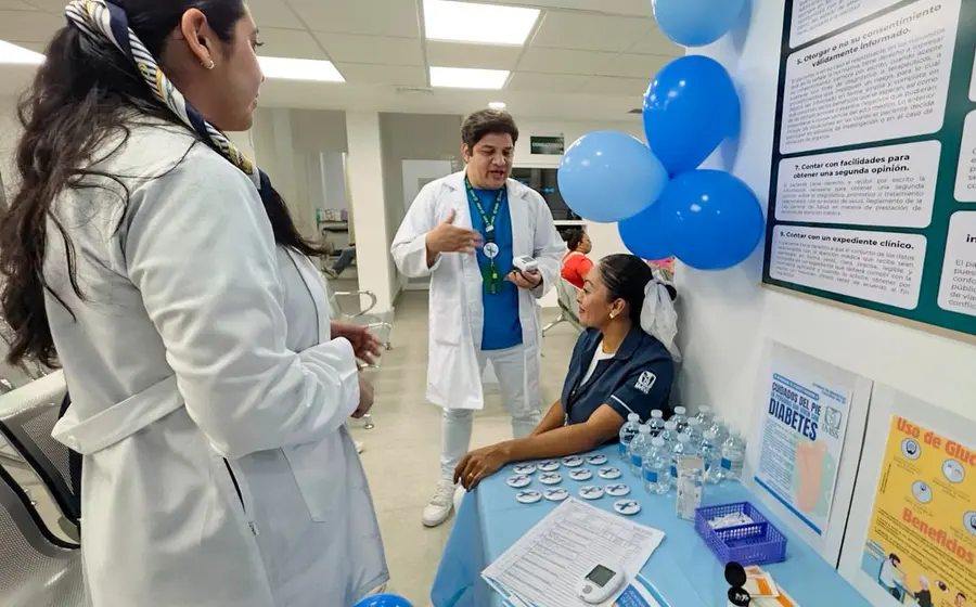 Cartel promocional del curso-taller 'Sanando Heridas' ofrecido por el IMSS, un evento gratuito y abierto para el público en general.