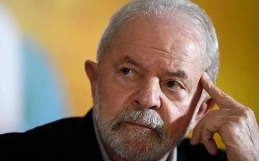 El presidente de Brasil, Lula da Silva, durante la cumbre en Foz do Iguaçu donde se busca concretar un pacto comercial.