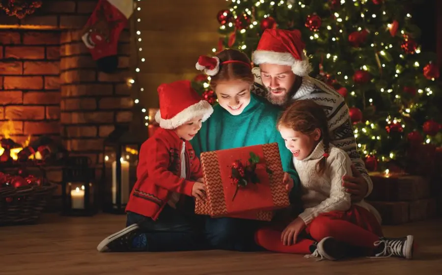 Una imagen conceptual que ilustra el mensaje navideño de vivir en armonía, invitando a la reflexión y la paz durante la temporada.