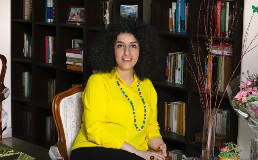 La activista Narges Mohammadi, ganadora del Premio Nobel de la Paz 2023, en una imagen de archivo relacionada a su arresto.