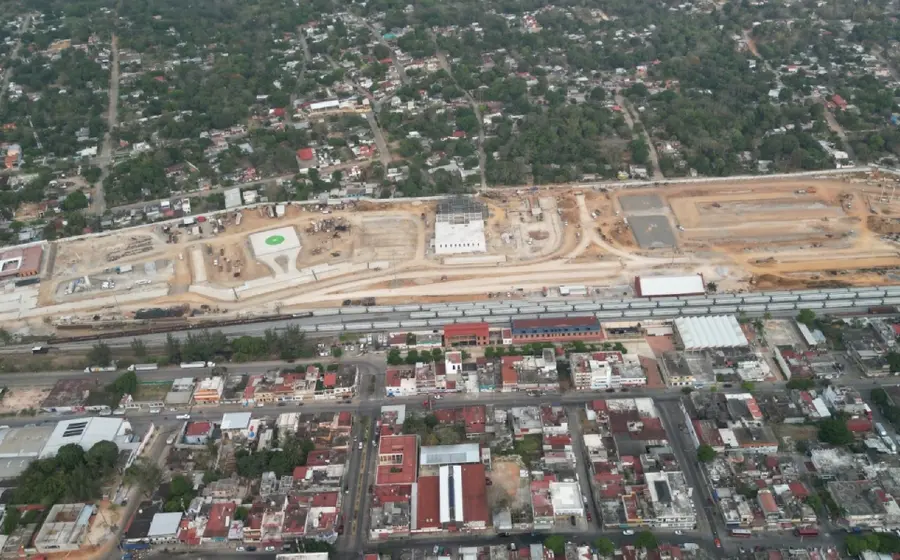 Anuncio oficial sobre los nuevos proyectos de obras públicas, territorio y justicia social que se implementarán próximamente en el estado de Oaxaca.