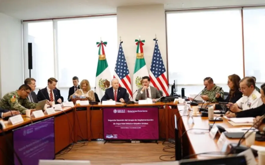 Delegaciones durante la segunda reunión bilateral para discutir temas de seguridad y el combate al fentanilo, cuyo próximo encuentro será en enero de 2026.