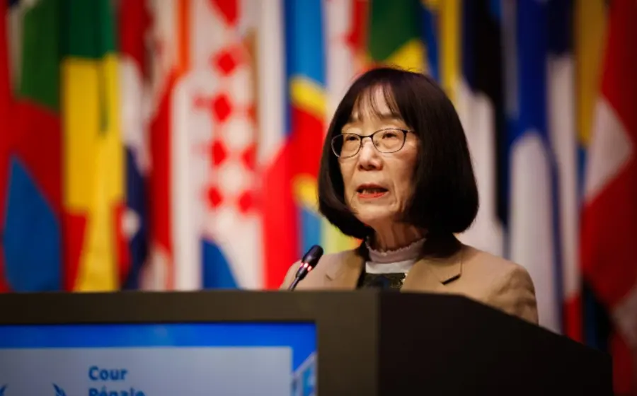 Una fotografía de retrato de Tomoko Akane, la presidenta de la Corte Penal Internacional, quien afirmó que el organismo no cederá a presiones.