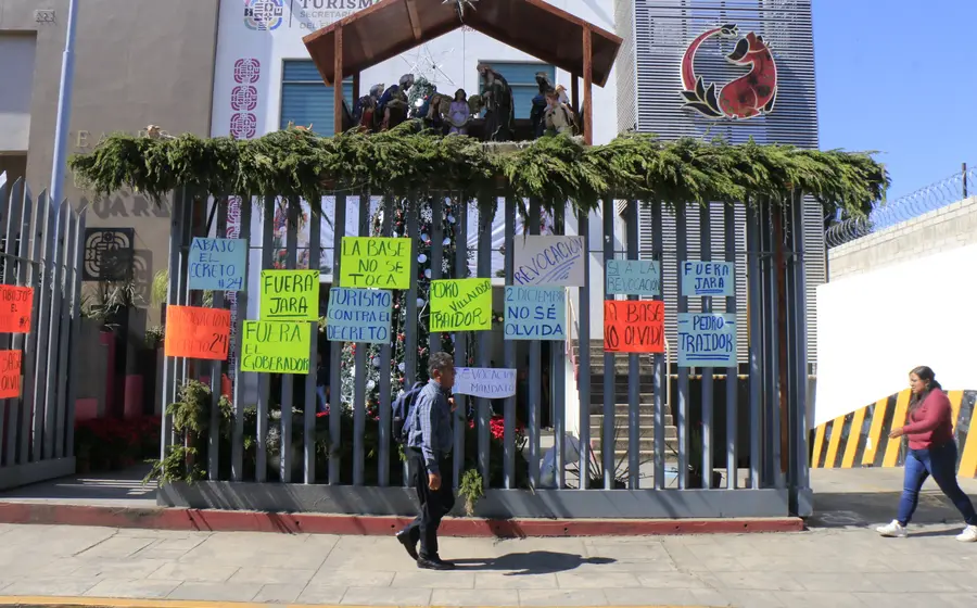 Trabajadores del sindicato STPEIDCEO reactivan sus movilizaciones y protestas en la calle, a un año de la implementación del Decreto 24.