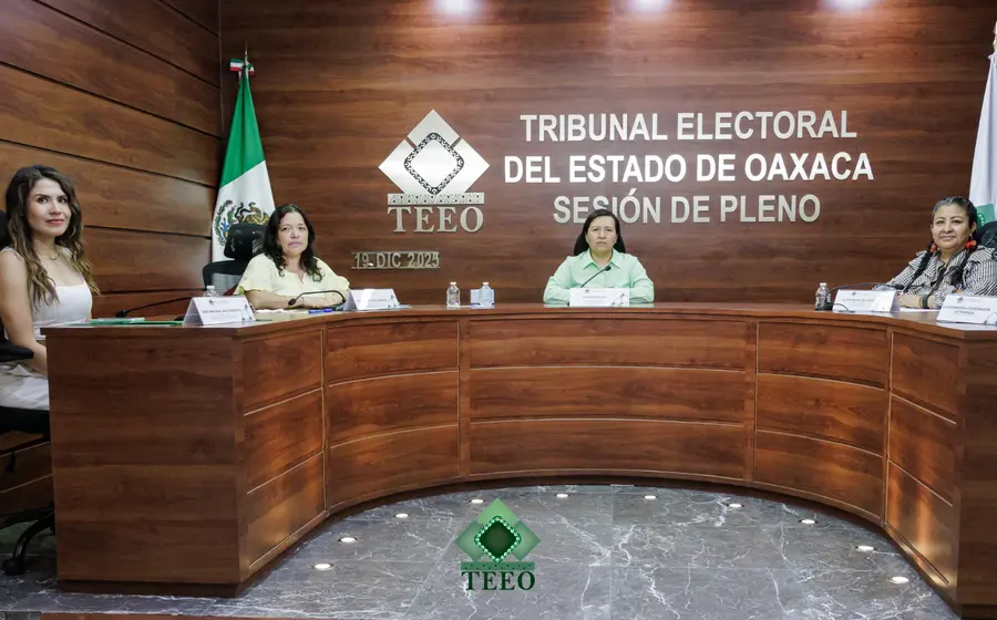 Fotografía del edificio del Tribunal Electoral del Estado de Oaxaca, institución que limitó el poder de los partidos en la revocación de mandato.