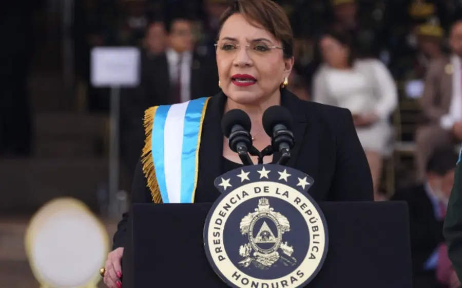 La presidenta de Honduras, Xiomara Castro, en una fotografía oficial relacionada con la denuncia por presunta injerencia de EU en elecciones.