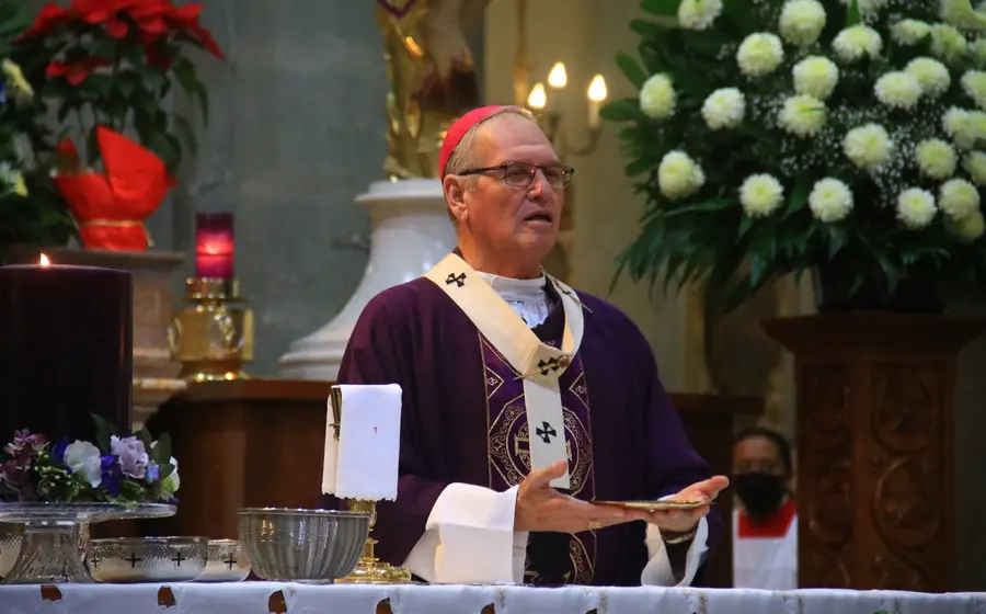 El Arzobispo de Oaxaca convocó a los creyentes a  pedir a Dios transformar sus corazones y aumentar su fe.