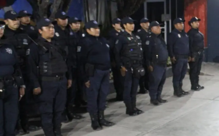 La población debe sentirse orgullosa de los policías de su comunidad.
