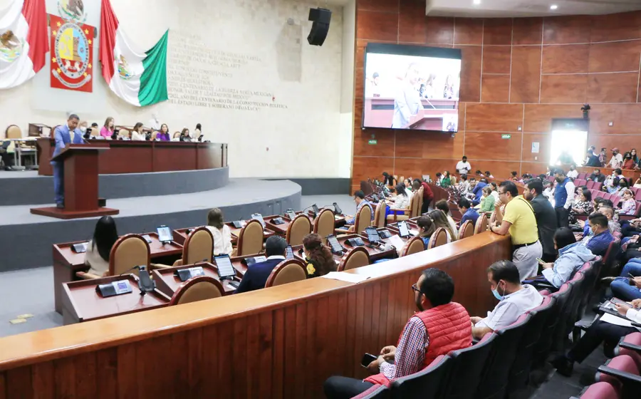 Las comparecencias se realizarán de conformidad con el artículo 11 de la Ley Orgánica del Poder Legislativo del Estado.