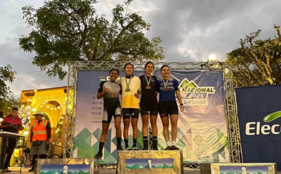 Gabriela “Cósmica” González subió al podio en Amealco, Hidalgo.