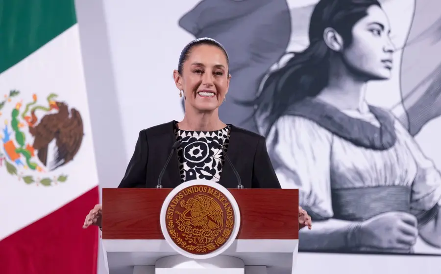 La Presidenta Claudia Sheinbaum Pardo aseguró que, como Jefa del Ejecutivo Federal, siempre defenderá al pueblo, a la soberanía y a la independencia de México.