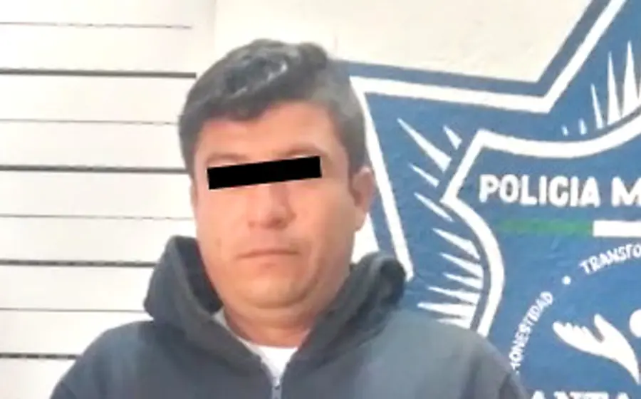 Roja detenido santa lucia Marco Antonio fue detenido acusado de violencia familiar.
