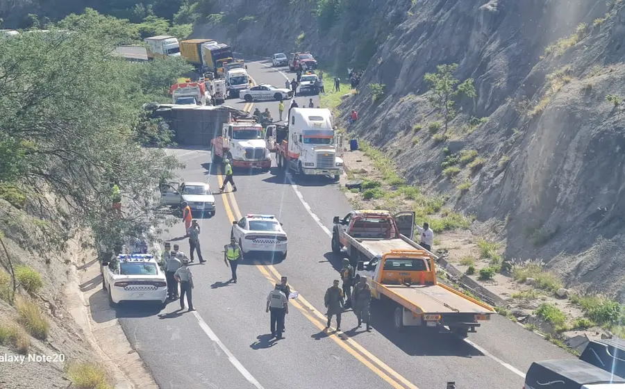 El pasado periodo vacacional dejó un saldo de 40 fallecidos y 172 heridos en distintas carreteras del estado.
