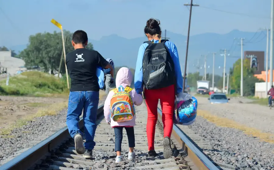 Madres que migraron a EU están preocupadas por las deportaciones.