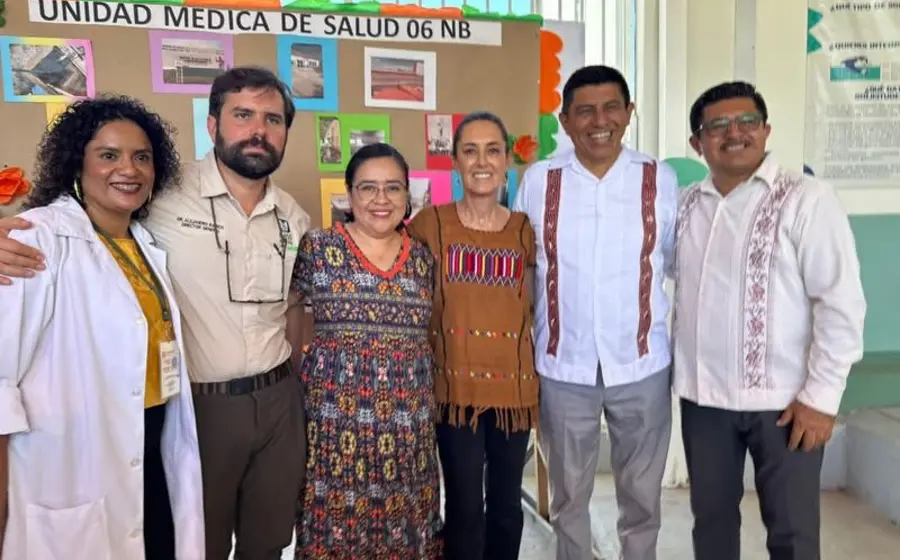 La presidenta Claudia Sheinbaum Pardo y el gobernador Salomón Jara Cruz, en reciente gira por la entidad.