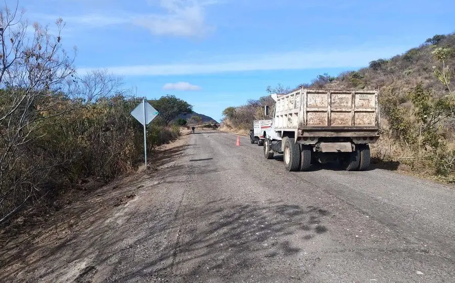 Las carreteras deben de ser rehabilitadas con urgencia en la Mixteca.