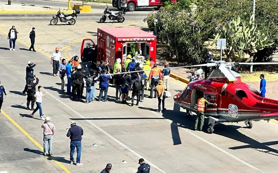 El servicio de ambulancia aérea del Gobierno del  Estado realizó, por primera vez, un aterrizaje directo al Hospital Aurelio Valdivieso.