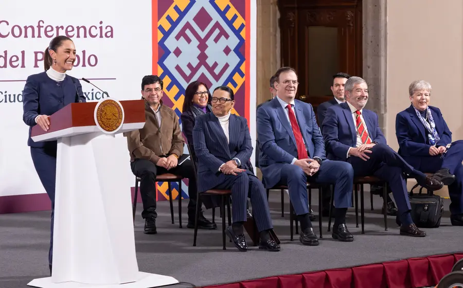 030225 CSP CONFERENCIA MATUTINA (2)
