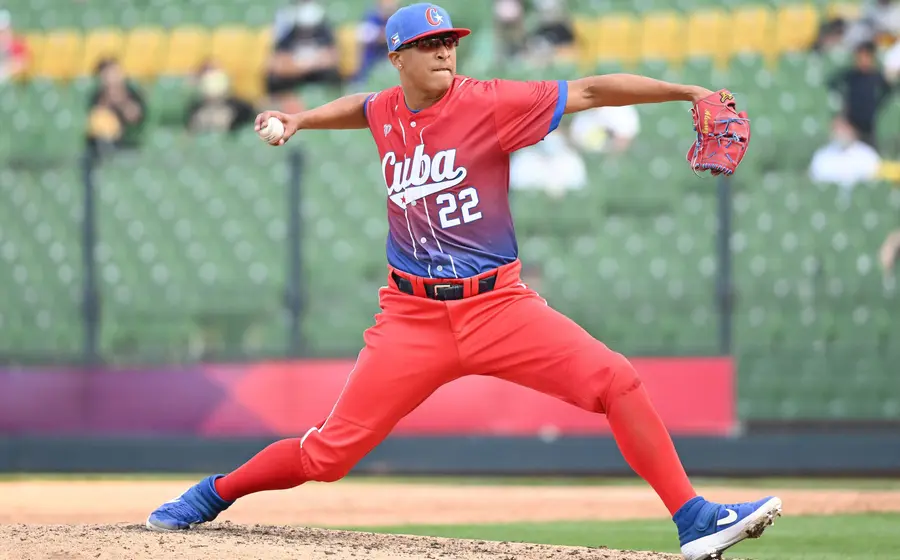 Frank Álvarez buscará fortalecer la rotación bélica