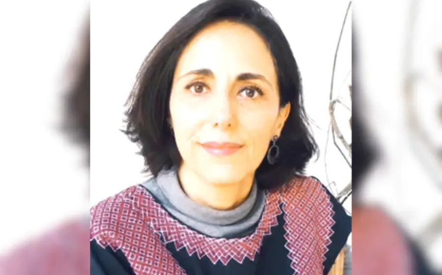 Araceli Mancilla Zayas ha publicado varios libros de poesía, entre ellos Al centro de la ínsula, Instantes de la llama y  La mujer del umbral.