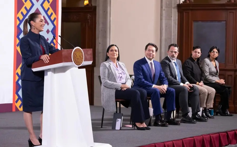 La presidenta de México destacó también el impulso a la educación media superior.