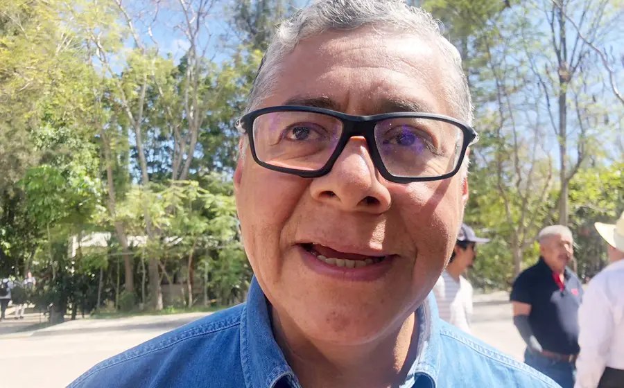  El vicepresidente de la FIOAM en Latinoamérica, Homero Blas Bustamante, invitó a la autoridad de Huajuapan a generar producción orgánica.