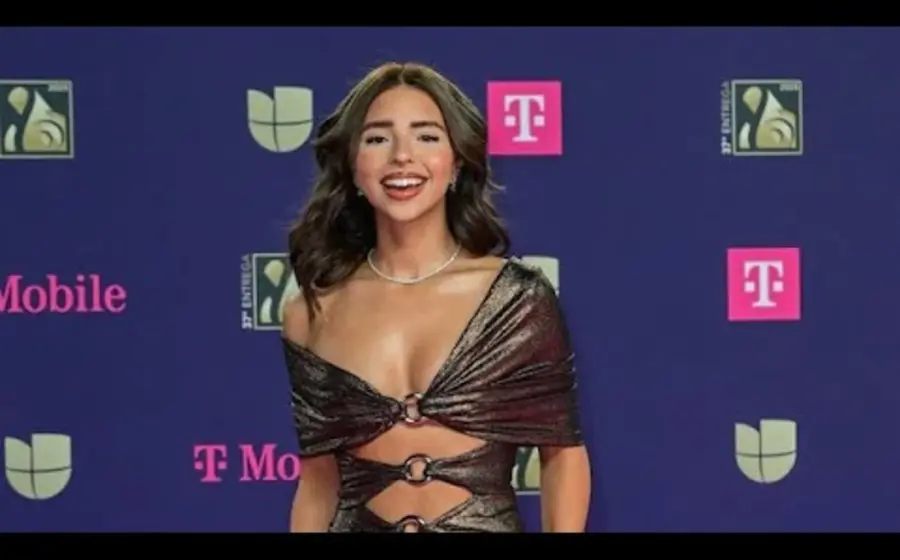 angela