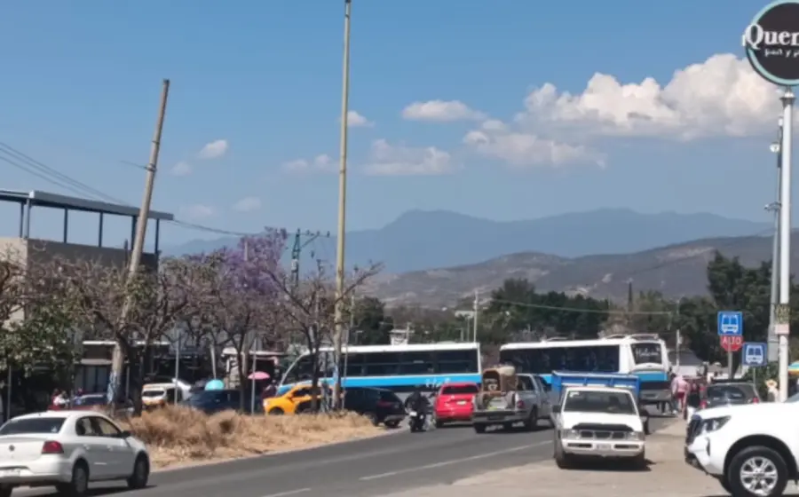 bloqueo_carreteo_escuela