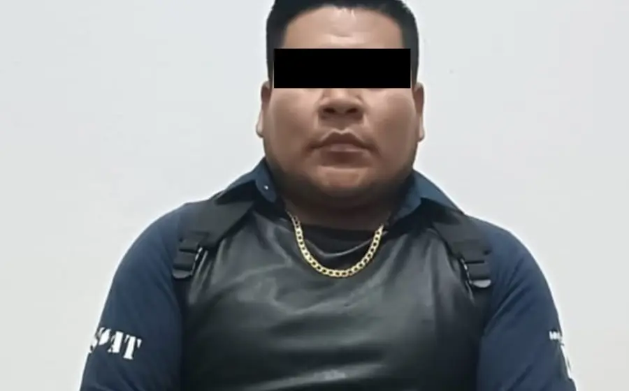 En una marisquería de Zimatlán  de Álvarez, un sujeto dijo ser policía federal, pero resultó falso y fue detenido.