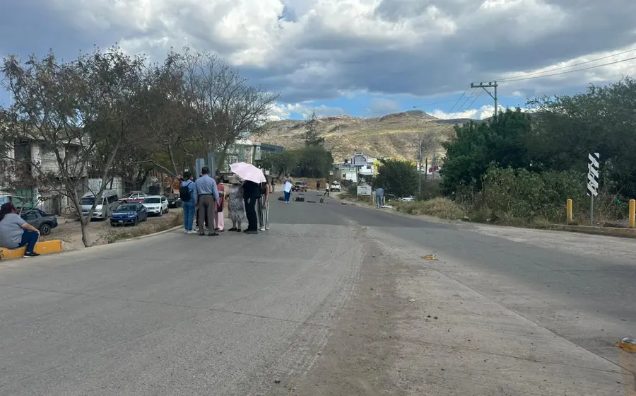 El bloqueo se derivó de la muerte de un hombre de 57 años que fue atropellado en una vía federal.