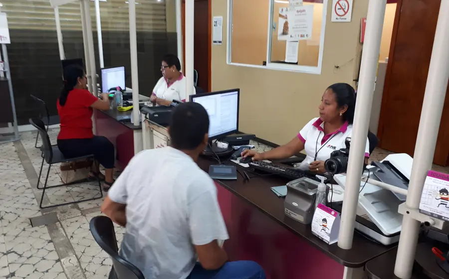 Módulos itinerantes atenderán el lunes hasta las 20:00 horas.