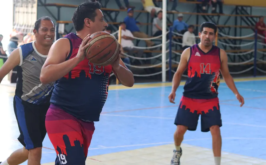 Castores enfrentarán al multicampeón en esta serie.