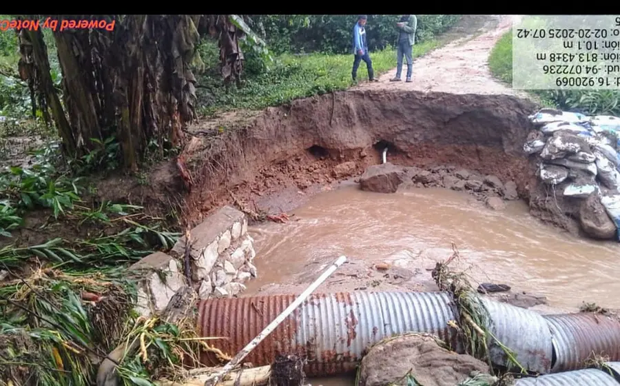 La Libertad se encuentra incomunicada porque otro arroyo derribó el puente.