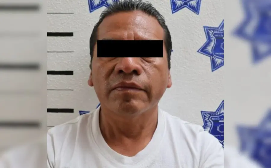 El conductor de la camioneta fue detenido.