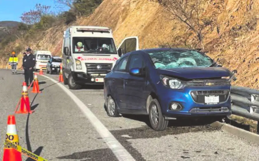 El fatal choque ocurrió en la supercarretera Mitla-Tehuantepec.